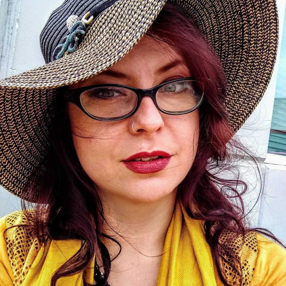 Meet your Posher, Haley